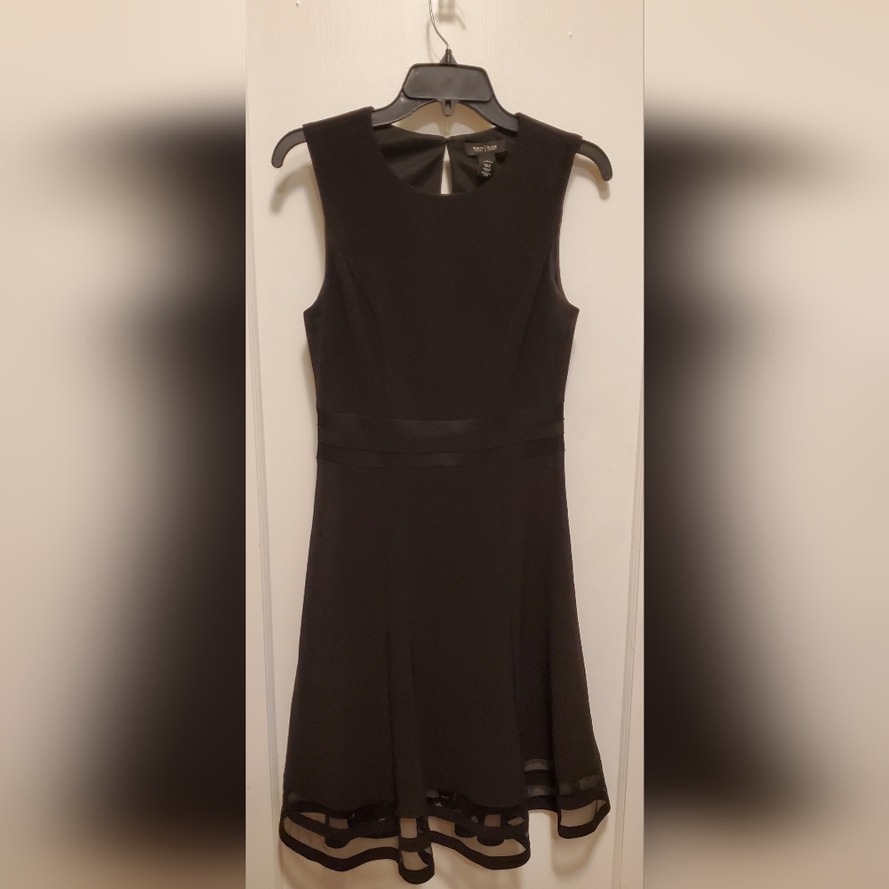 White House Black Markget Elegant Black Sleeveless Dress With Sheer Detail